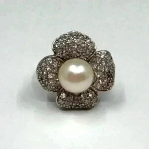 Vintage sterling silver art deco size 6 large real pearl flower ring. Marked CFJ
